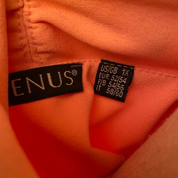 Peach Dress - Picture 4 of 4